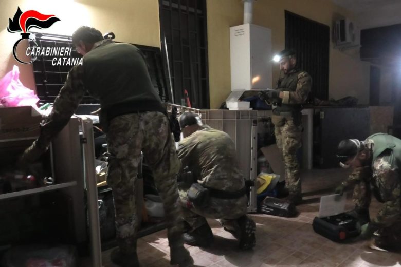 NOMI e VIDEO | Catania, arrestate 7 persone per rapina, detenzione di armi e lesioni