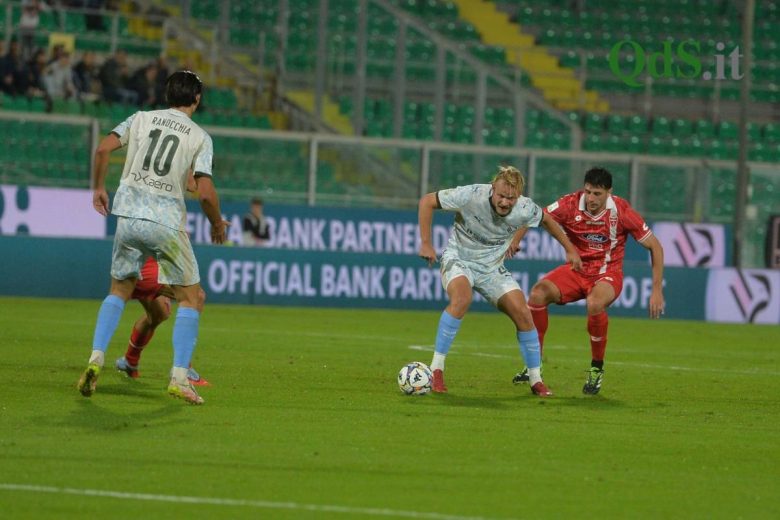 Il Palermo non punge, la Juve Stabia colpisce. Rosanero ancora ko in trasferta