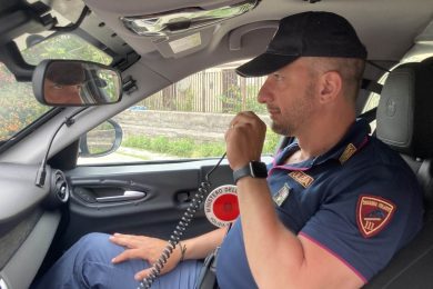 Catania, 48enne ruba portafoglio e cellulare in ospedale dove è ricoverata la madre: arrestata