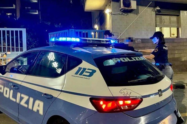 Ruba uno scooter e si schianta contro un palo: 19enne gravissimo a Caltanissetta