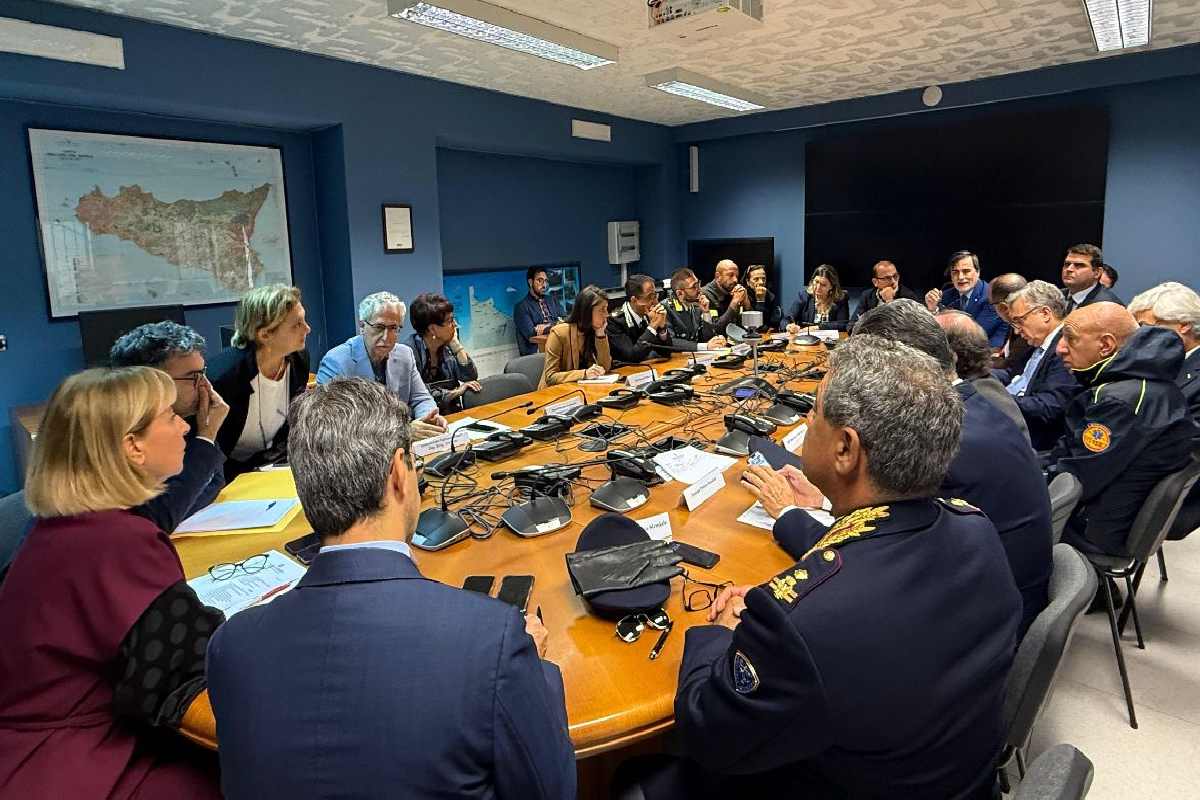 Traffico sulla A19, la Regione chiede a Rfi più treni per Palermo. Prosegue il cantiere di Bagheria