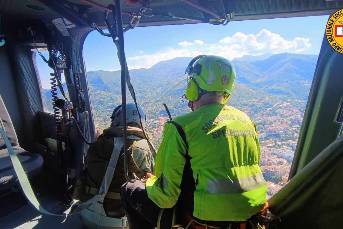 Paura nel Palermitano, turista tedesca 75enne cade e si procura un trauma cranico: salvata dall’elisoccorso