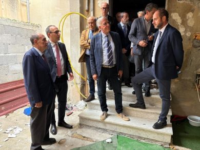 Palermo, Schifani a Borgo Nuovo: “Dalla Regione le risorse per i danni dell’appartamento”