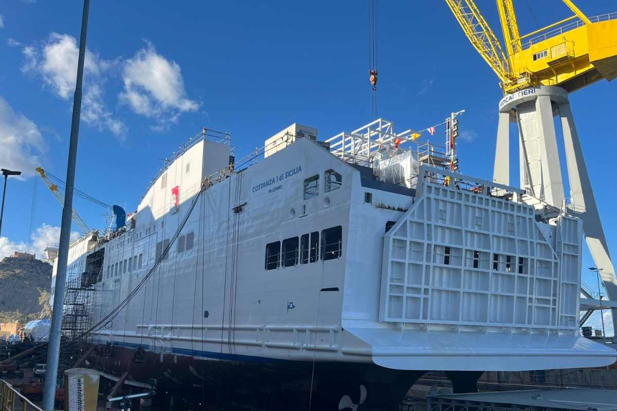 Isole minori, domani il varo del traghetto per le Pelagie e Pantelleria di proprietà della Regione Isole minori, domani il varo del traghetto per le Pelagie e Pantelleria di proprietà della Regione