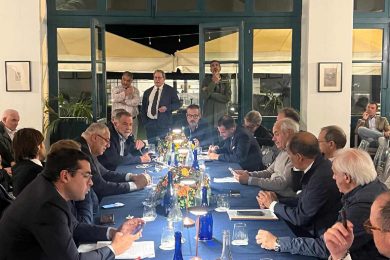 Grande Sicilia, i vertici a Palermo e l’annuncio: “Alle elezioni regionali con la nostra lista”