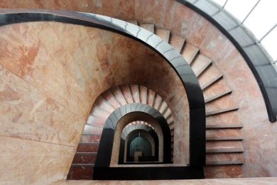 Il Palazzo delle Poste di Palermo apre al pubblico con Le Vie dei Tesori: visite anche al Casellario Americano