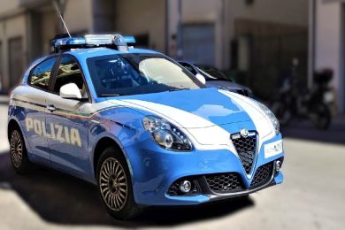 Niscemi, sorpresi a bordo di un motore rubato: denunciati due ventenni per ricettazione