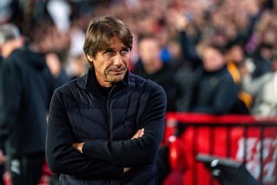 Calcio, Conte: “Il Napoli in testa dà fastidio e fa paura”