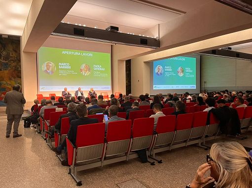 Assintel: Ict in Italia crescerà del 4,5% nel 2025, a quota 44 mld