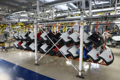 Auto, Csp: stime mercato 2025 -3,6%, solo 6% dealer prevede aumento vendite