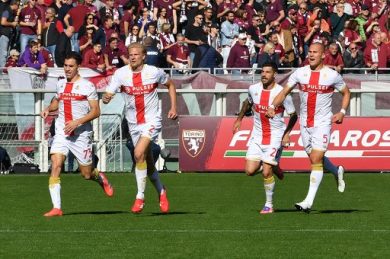 Calcio, Sassuolo-Genoa 1-2: decide Ostigard al 93’