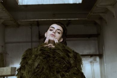 Con il brano “Telephone Tango” Francamente entra in Carosello Records