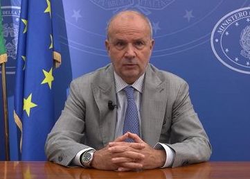 Sanità, Schillaci: dignità cura è fondamentale, Uneba punto di riferimento