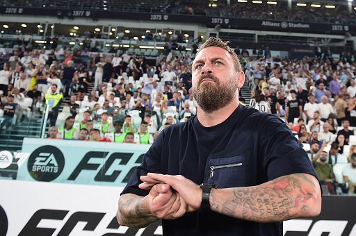 Calcio, De Rossi: “Genova posto giusto per me” Calcio, De Rossi: “Genova posto giusto per me”