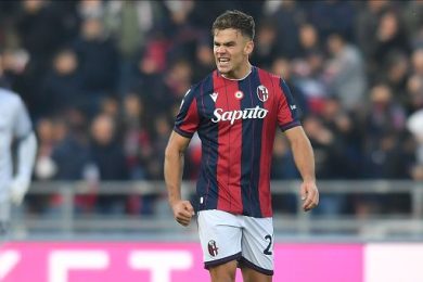 Calcio, Bologna-Napoli 2-0: Dallinga e Lucumì firmano l’impresa