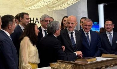 Wall Street, Descalzi (Eni) suona la campanella di avvio, DJ +0,35%