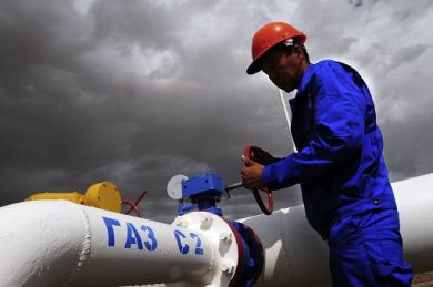 Petrolio a picco dopo taglio stime Opec, Wti -4,33% a 58,40 dollari