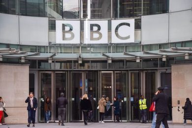 La BBC si scusa con Trump ma respinge le richieste di risarcimento