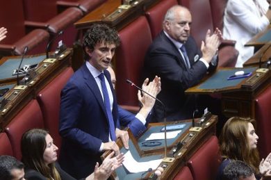 Bignami all’attacco del Quirinale che esprime “stupore”, poi Fdi precisa: ‘E’ super partes’