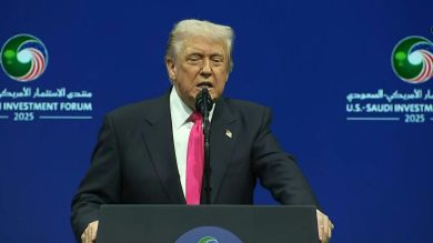 Ucraina, il piano di pace Trump che piace a Mosca e non all’Ue