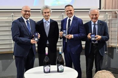 Sul Prosecco Doc le prime fascette tricole anti contraffazione