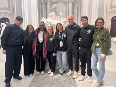 L’attrice Whoopi Goldberg visita il Museo di Jago