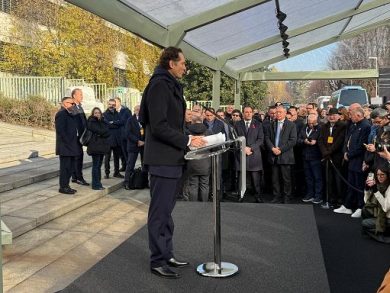 Auto, Elkann: dialogo intenso con Ue per evitare declino irreversibile