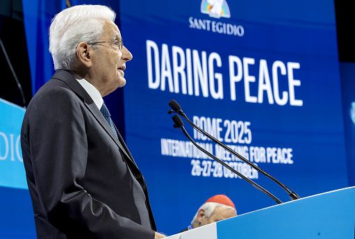 Mattarella: ruolo province in Costituzione, non può essere accantonato Mattarella: ruolo province in Costituzione, non può essere accantonato