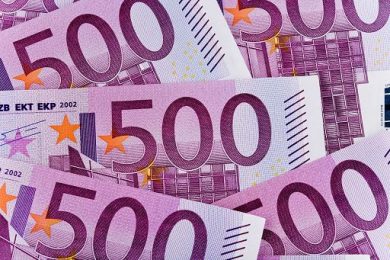 Eurostat: redditi Ue +22% in 20 anni, calano solo in Italia e Grecia