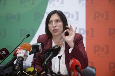 Violenza donne, Schlein: ho chiamato Meloni e detto di far rispettare accordi