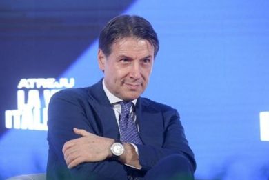 Conte: Crosetto vuole mandare i nostri giovani in guerra