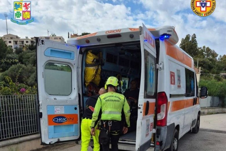 Paura nel palermitano, turista 75enne cade durante un’escursione: salvata dal Soccorso Alpino