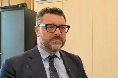 Manager nella sanità, De Luca attacca Schifani: “Scelti da una commissione? Fumo negli occhi”