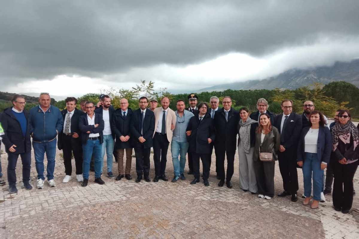 Al via i lavori per l’elisuperficie a Palazzo Adriano. Aricò: “Risposta concreta ai cittadini dei Monti Sicani”