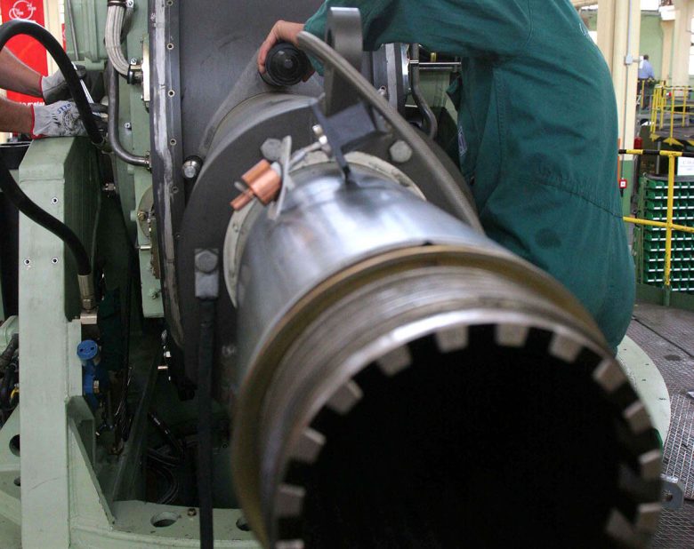 I “cannoni” corrono più veloci del welfare