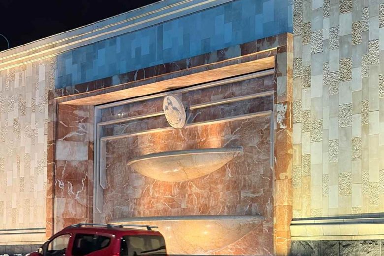 Catania, rimessa in funzione la fontana del Tondo Gioeni