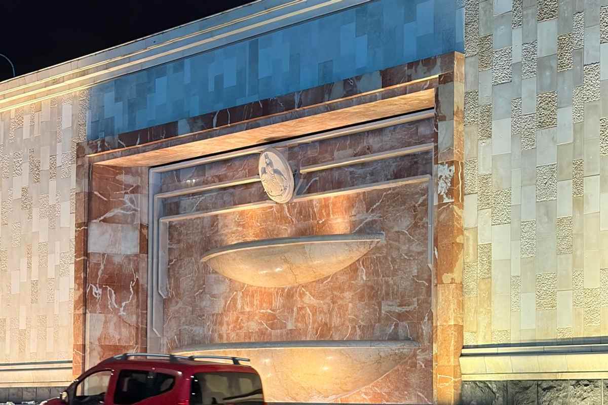 Catania, rimessa in funzione la fontana del Tondo Gioeni