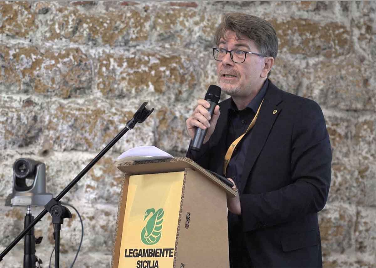 “L’inquinamento è diffuso e strutturale, vanno incrementate le aree marine protette”