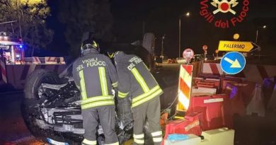 Terribile incidente sull’A19: auto si ribalta, c’è un ferito