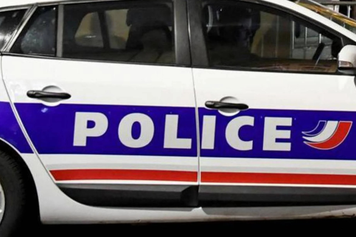 Terrore in strada, uomo grida “Allah Akbar” e poi investe diversi pedoni