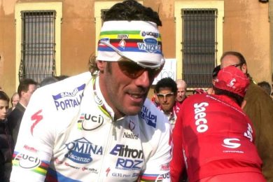 Nuovi problemi al cuore per Mario Cipollini, l’ex campione è ricoverato ad Ancona