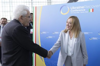 Incontro Mattarella-Meloni, la Premier: “Nessuno scontro col Quirinale, rammarico per le parole di Garofani”