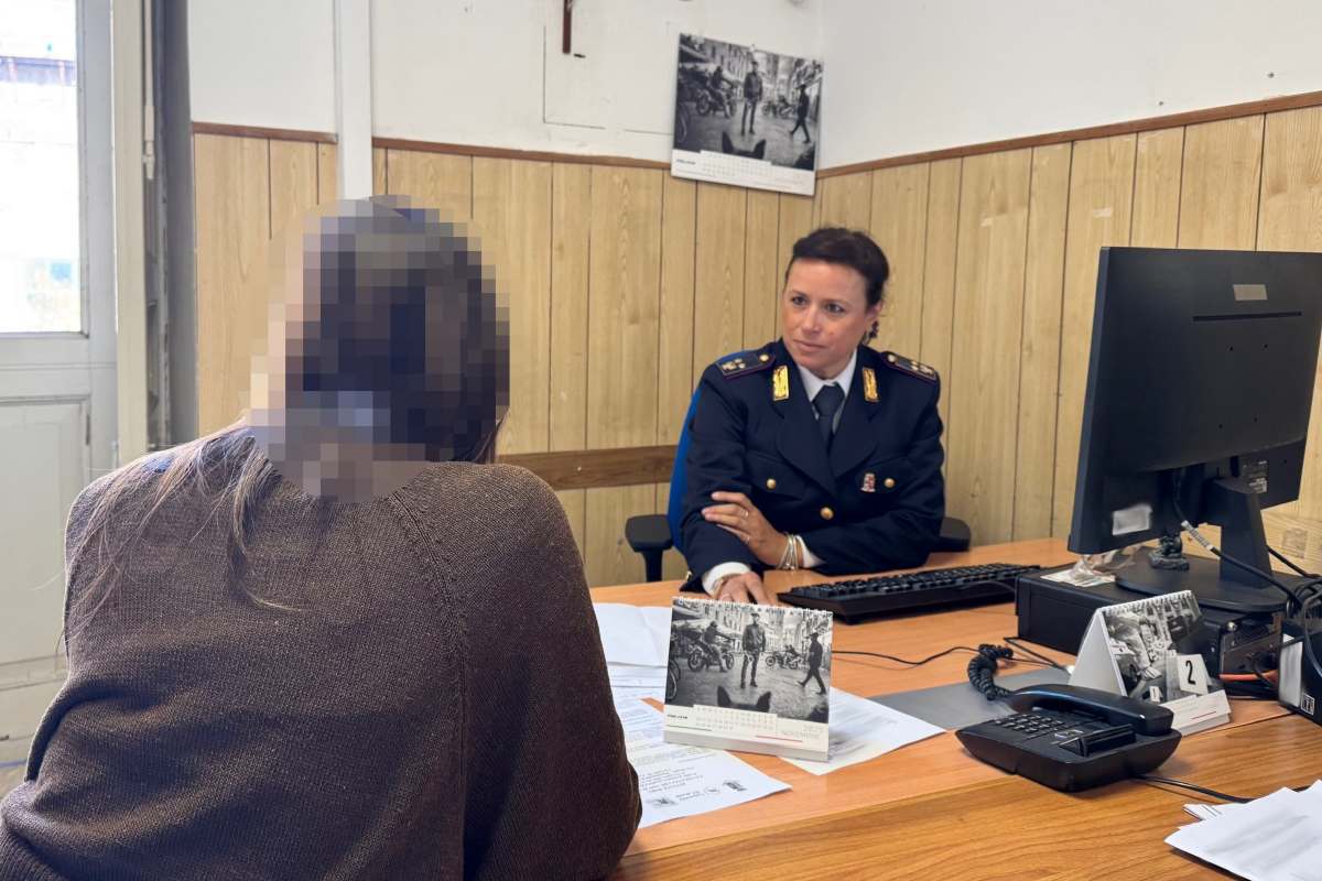 Catania, marito umilia picchiando e sputando la moglie davanti ai figli: arrestato 40enne