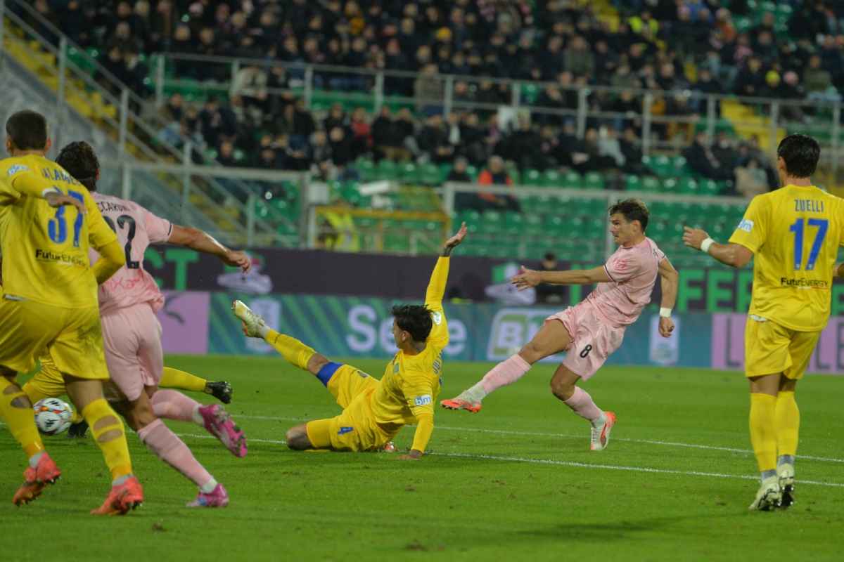 Palermo show al Barbera, Carrarese travolta 5-0. Tripletta di Pohjanpalo e rosanero a tre punti dal terzo posto