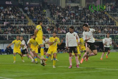 Serie B, il Palermo in casa dell’Entella. L’anticipo è Catanzaro-Pescara, il big match è Monza-Cesena