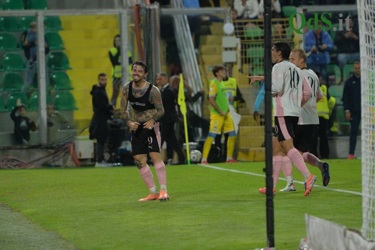 Palermo-Pescara 5-0, gli scatti più belli del match del “Barbera” – FOTO Palermo-Pescara 5-0, gli scatti più belli del match del “Barbera” – FOTO