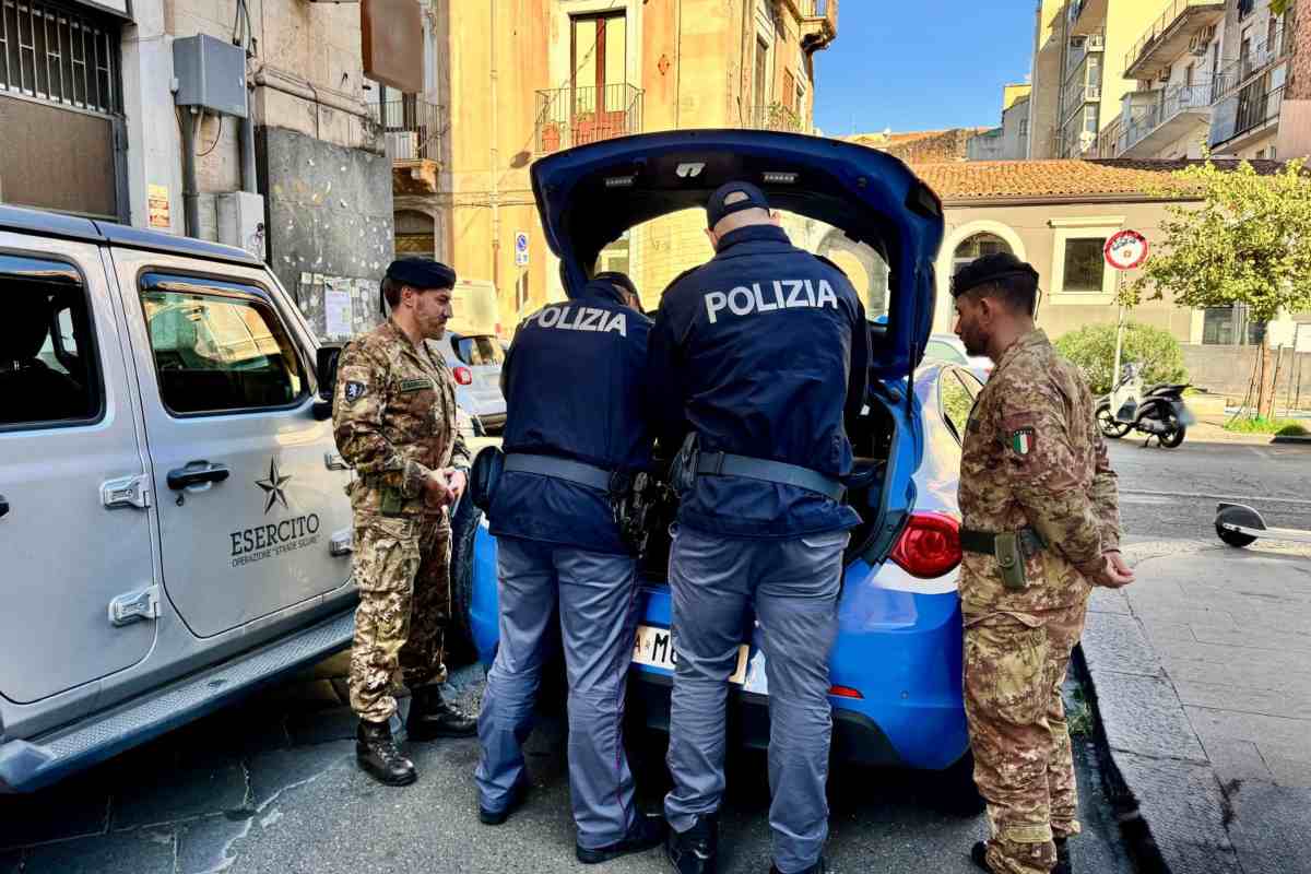 Paura a Catania, 16enne indiano viene scoperto mentre ruba un motorino e scappa: arrestato