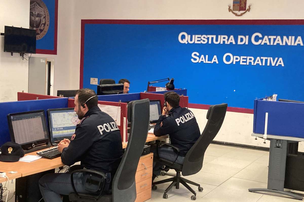 Catania, denunciato 47enne trovato con un pugnale in casa. La moglie: “Minacciata e chiusa in casa”
