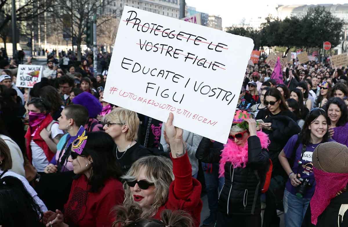 Violenza di genere: la repressione non basta. Società da rieducare contro i femminicidi