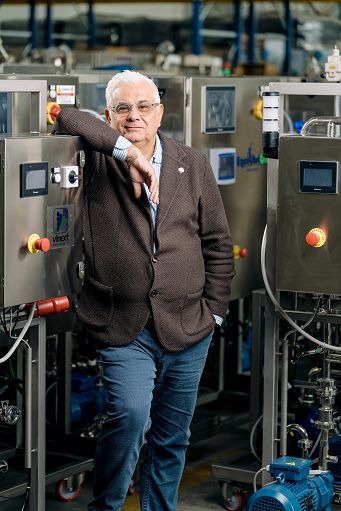 Vinext: accordo con Lavitawiz per la distribuzione dei lieviti a inoculo diretto